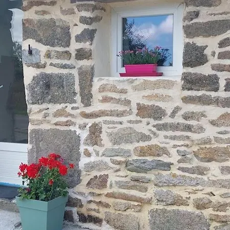 Vakantiehuis Kerlosvezan, A La Campagne, Proche Lampaul-Ploudalmézeau