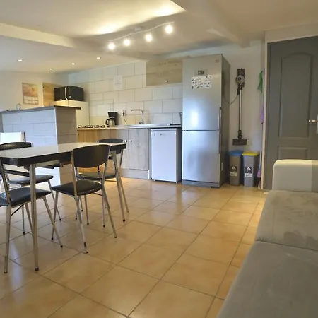 Holiday home Kerlosvezan, A La Campagne, Proche *